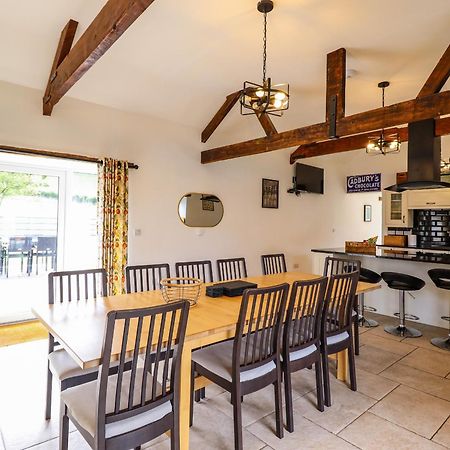 Y Beudy The Dairy Villa Oswestry Bagian luar foto