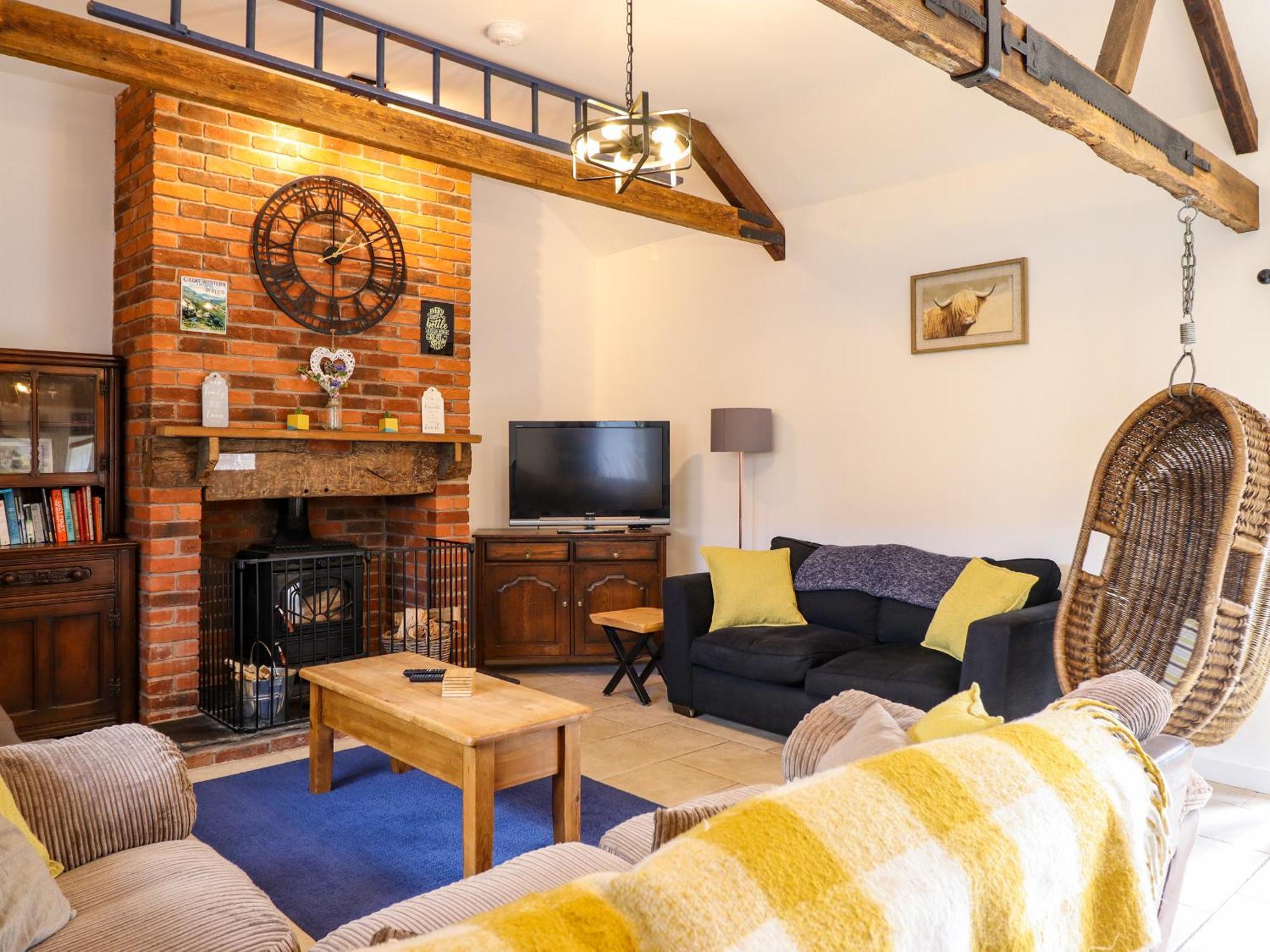 Y Beudy The Dairy Villa Oswestry Bagian luar foto